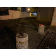 Plot routier en fonte aluminium solaire à coller - Double face LED rouge clignotante - Plot Solar 04 2x2_2