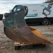 Godet niveleur Egli EPL-TR 160-1600 - OilQuick OQ 65 - 820 l - 1600 mm - Hardox 450/500_2