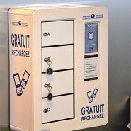 Borne murale de recharge de smartphones et tablettes - Smart - Sécurité High Tech - Autonome et brevetée_2