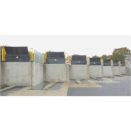 Chemins de roulement avec butée renforcée pour bennes amovibles