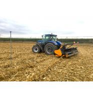 Équipement agricole pour broyage de maïs, blé et paille