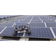 Robot de nettoyage pour photovoltaïques Solarcleano® M1 - 37 kg - Technologie de pointe et sécurité renforcée_2