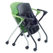 CH-2131A - Chaises empilables gigognes avec cadre argenté et roulettes - Dimensions : L 632 x P 545 x H 770 mm_2