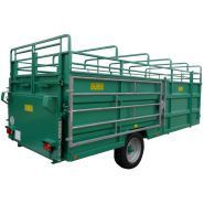 Remorque Mazeron équipée d’un treuil à l’avant et béquille cric