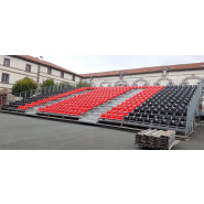 Tribune mobile reconditionnée avec capacité de 100 à 500 places