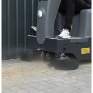 Balayeuse autoportée SWL 950 R - aspirante avec humectage anti-poussières - idéale pour moyennes et grandes surfaces jusqu'à 6000m²_2