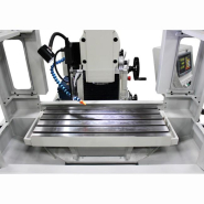 Fraiseuse conventionnelle OLYMPIC - FO320V / FO600V, avec table de 320x750mm et 500x900mm, vitesse de broche jusqu'à 2000 tr/min_2