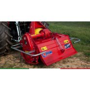 Herse rotative avec glissières de réglage de profondeur