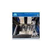 Souffleuse de bouteilles AK-31 pour fabrication de contenants en plastique
