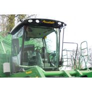 Arracheuse d'endives PAE 2018 - ETS Pouchain - moteur 300 kW - cabine avancée et insonorisée_2