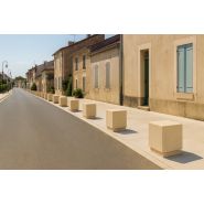 Borne dissuasive en béton carré - article 582 - 45x45x55 cm - 240 kg_2