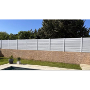 Clôture PVC ajourée - MAKI - Lames horizontales espacées de 1cm - Gamme classique - Sur-mesure - Poteaux PVC ou aluminium_2