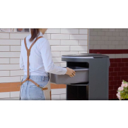 Holabot, robot de livraison industriel pour l’alimentation et la santé