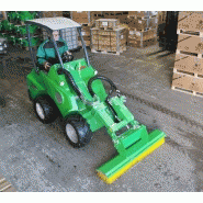 Balai fixe agriculture et élevage de chevaux - Référence A36453 - Avant Tecno Oy - Balayeuse robuste à moteur hydraulique_2