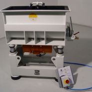 Pioneer - Tribofinition - Rollwasch - Machines à vibration rectangulaires pour le traitement en masse des surfaces avec options de séparation_2