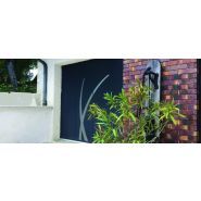 Porte de garage latérale - Eveno - Refoulement droit ou à 90° avec portillon intégré et design contemporain_2