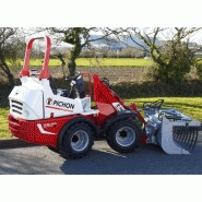 Chargeur articulé PICHON avec capacité de basculement de 1400 kg