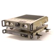Barrett PRC-4090 avec antennes et batterie intégrée