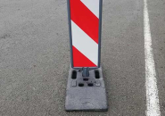 Plastobloc 25kgs - Résistant aux chocs - Poignée de transport - 3 tailles de trous_2