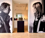 Vitrine cloche en plexiglas avec socle_2