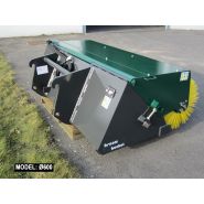 Balayeuse couvercle ouvert ATTEC - balayage, ramassage et déversement de débris - compatible chargeuses SSL, articulées, télescopiques et pelles-rétros_2