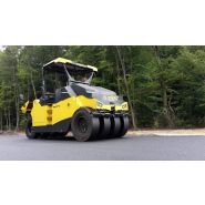 Bw 28 RH Rouleau à pneumatiques - Bomag - poids 8500 kg - Largeur de travail 2042 mm_2