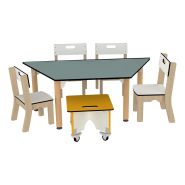 Table trapèze pour enfant - Piètement en hêtre massif - Plateau stratifié compact - Taille T00 à T2_1
