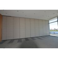 Système de cloison mobile Excel 742 avec panneaux sans moulure verticale