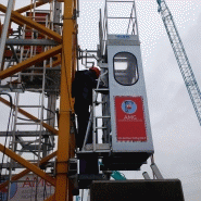 Solution de montée pour cabine de grue au-delà de 30 mètres