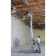 Élévateur de charge Genie SLC 7.3m de haut, 295kg, actionnable par 1 personne_2