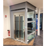 Plateforme élévatrice E10 avec moteur électrique intégré