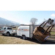 Podium 300 avec ouverture auvent arrière et verrouillage sécurisé