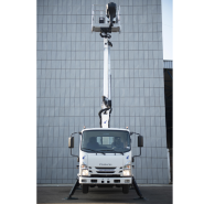 Nacelle sur Camion SCORPION 1490  conçue pour les travaux en hauteur en extérieur en Alpes -  disponible en achat neuf et en location de courte à longue durée_2