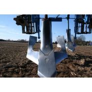 Kristall 9 - cultivateur agricole - largeur de travail 300 à 600 cm - socs TriMix et DuoMix pour déchaumage intensif_2