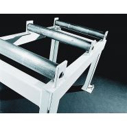 Équipement de découpe de métal KASTO avec étau pendulaire