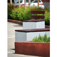Banc public Kube Mad UM372LM - béton gris granite et lattes en bois tropical_2