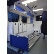 Renault Trafic L1H1 2012 avec rampe avant et gyrophare arrière