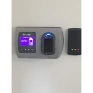 Interphones et contrôles d'accès autonomes - Survelec - Installation et haute sécurité en France et à l'international_2