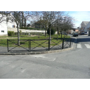 Barrière urbaine en acier - Finition pointe de diamant - JMU-0118 - Husson International_2