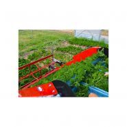 Machine agricole adaptée aux récoltes de salades à couper et épinards