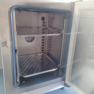 Incubateur / étuve Thermo Scientific Heratherm IMH60 avec convection forcée 105°C_2