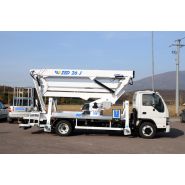 Nacelle montée sur camion avec panier en tubes d’aluminium