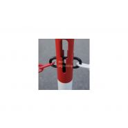 1631357 - Poteau de signalisation en acier - Rouge/Blanc avec socle lester et bandes réfléchissantes_2