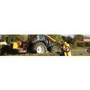 Broyeur forestier avec suivi des dénivelés du terrain