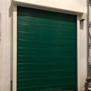 Porte rapide industrielle ZipGO Cold - technologie verticale, grande résistance thermique pour basses températures_2