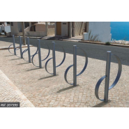 Appui vélos contemporain pour permettre d'attacher les grands vélos que les petits -  PROVINCE CLASSIQUE_2