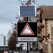 Panneau A13a défilant solaire_2