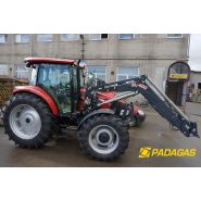 Équipement agricole idéal pour le transport de fourrage ensilé et palettes