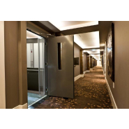 Élévateur à cabine avec miroir et porte accordéon pour lieux publics  - Aritco 9000_2