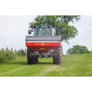 Équipement agricole Vicon pour épandage sur 28 mètres